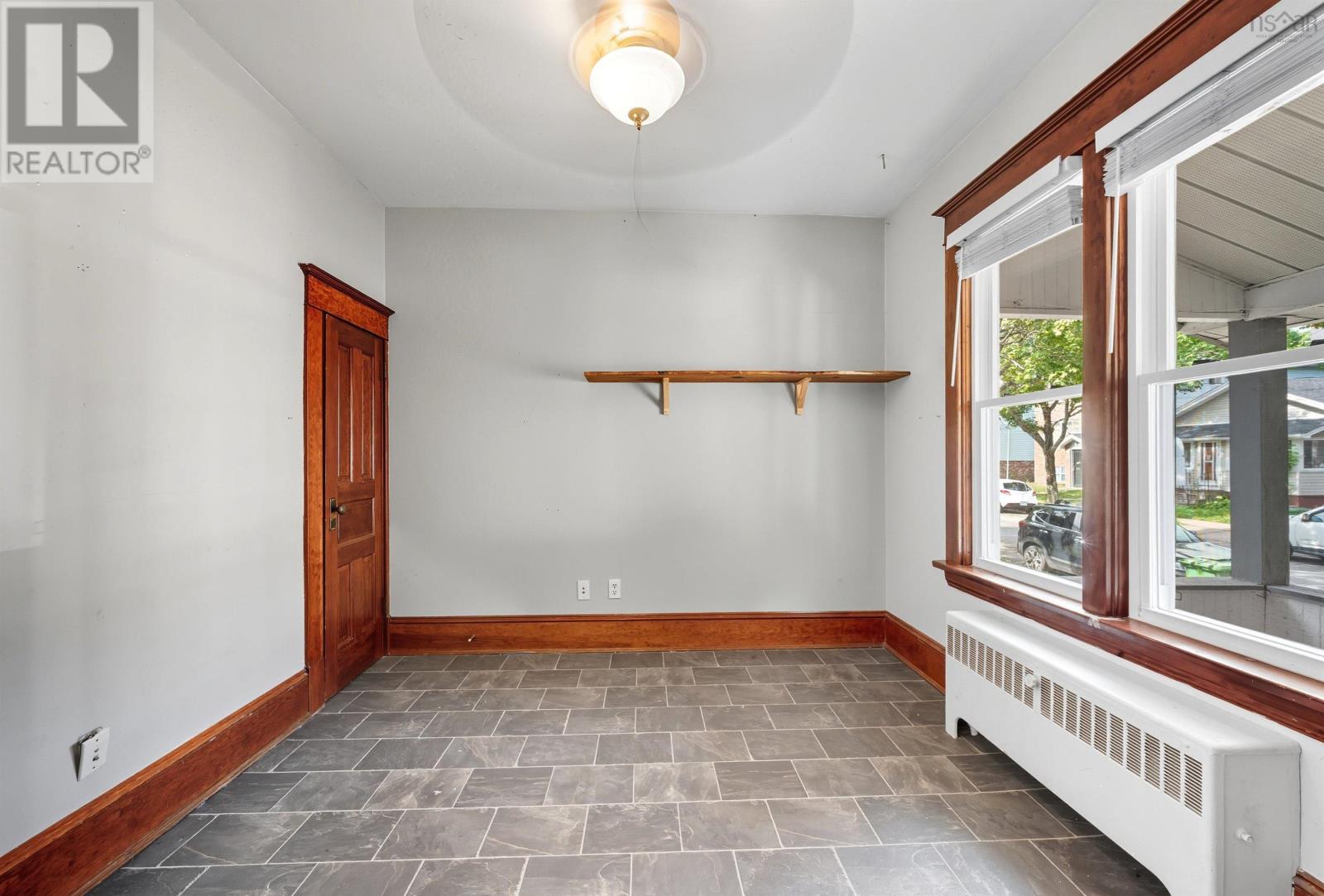 5644 Macara Street, Halifax, Nova Scotia  B3K 1W2 - Photo 10 - 202522866