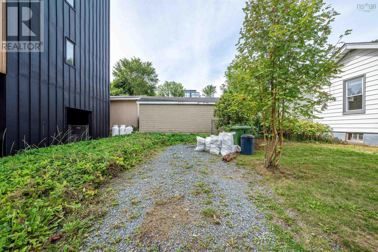 5644 Macara Street, Halifax, Nova Scotia  B3K 1W2 - Photo 29 - 202522866