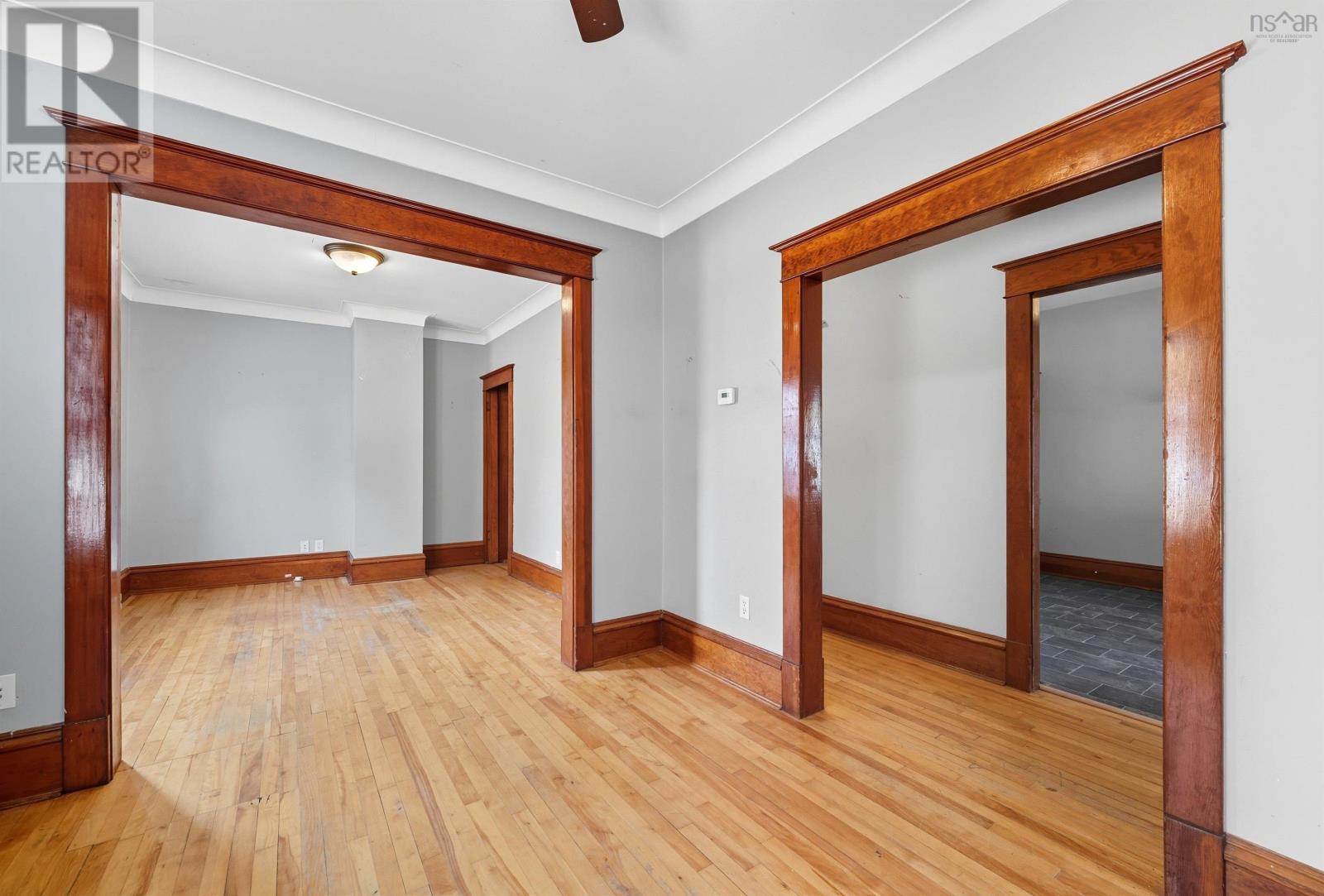 5644 Macara Street, Halifax, Nova Scotia  B3K 1W2 - Photo 6 - 202522866