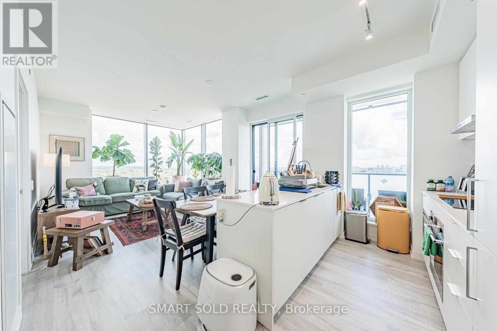 N1303 - 7 Golden Lion Heights, Toronto, Ontario  M2M 3T9 - Photo 12 - C12458741