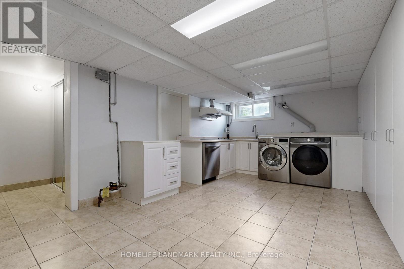 61 Whittaker Crescent, Toronto, Ontario  M2K 1K9 - Photo 42 - C12458746