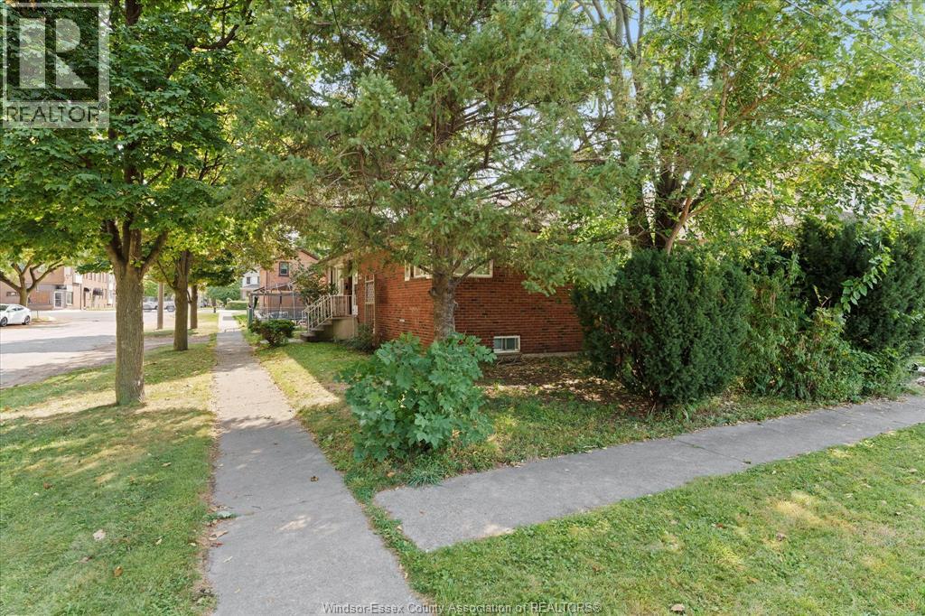 255 Chippawa Street, Windsor, Ontario  N9C 4G4 - Photo 22 - 25025258