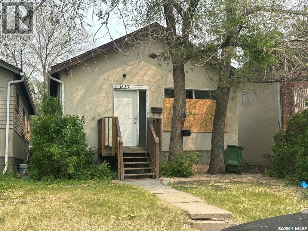 1337 Wascana STREET, Regina, Saskatchewan
