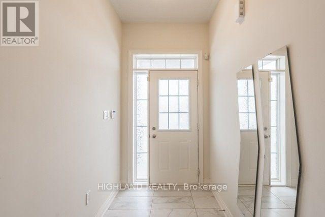 436 Wheat Boom Drive, Oakville, Ontario  L6H 0S1 - Photo 3 - W12458742