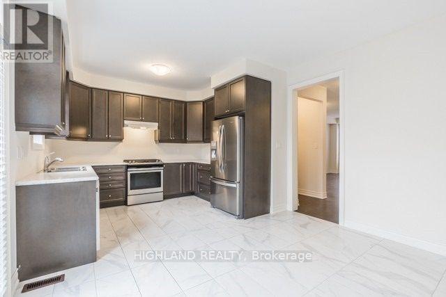 436 Wheat Boom Drive, Oakville, Ontario  L6H 0S1 - Photo 9 - W12458742