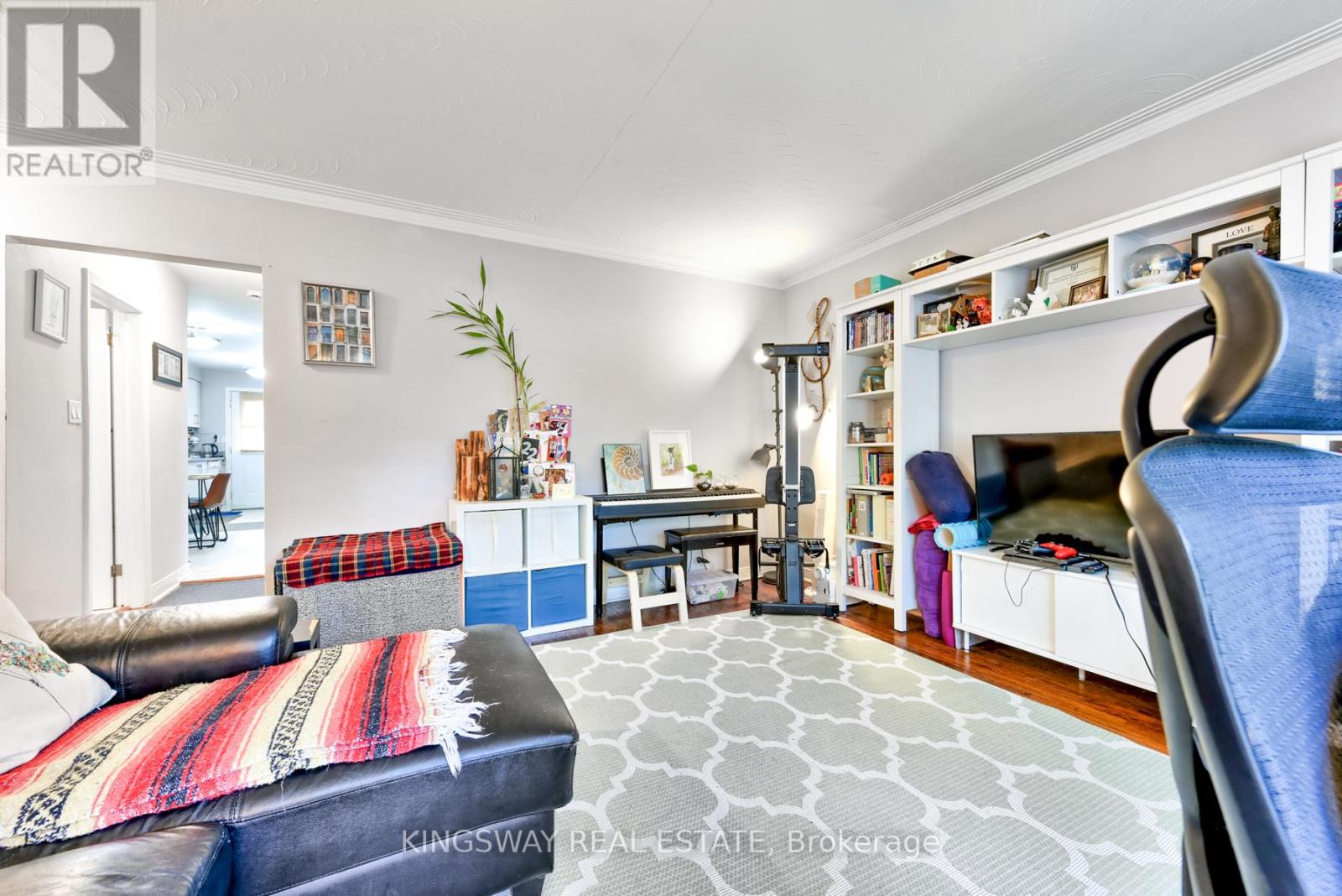 29 Evans Avenue, Toronto, Ontario  M8Z 1H4 - Photo 11 - W12458747
