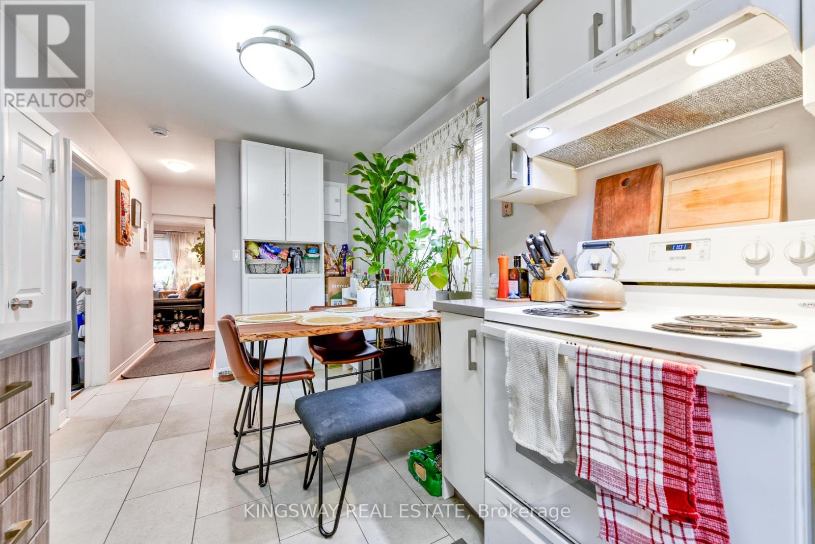 29 Evans Avenue, Toronto, Ontario  M8Z 1H4 - Photo 19 - W12458747