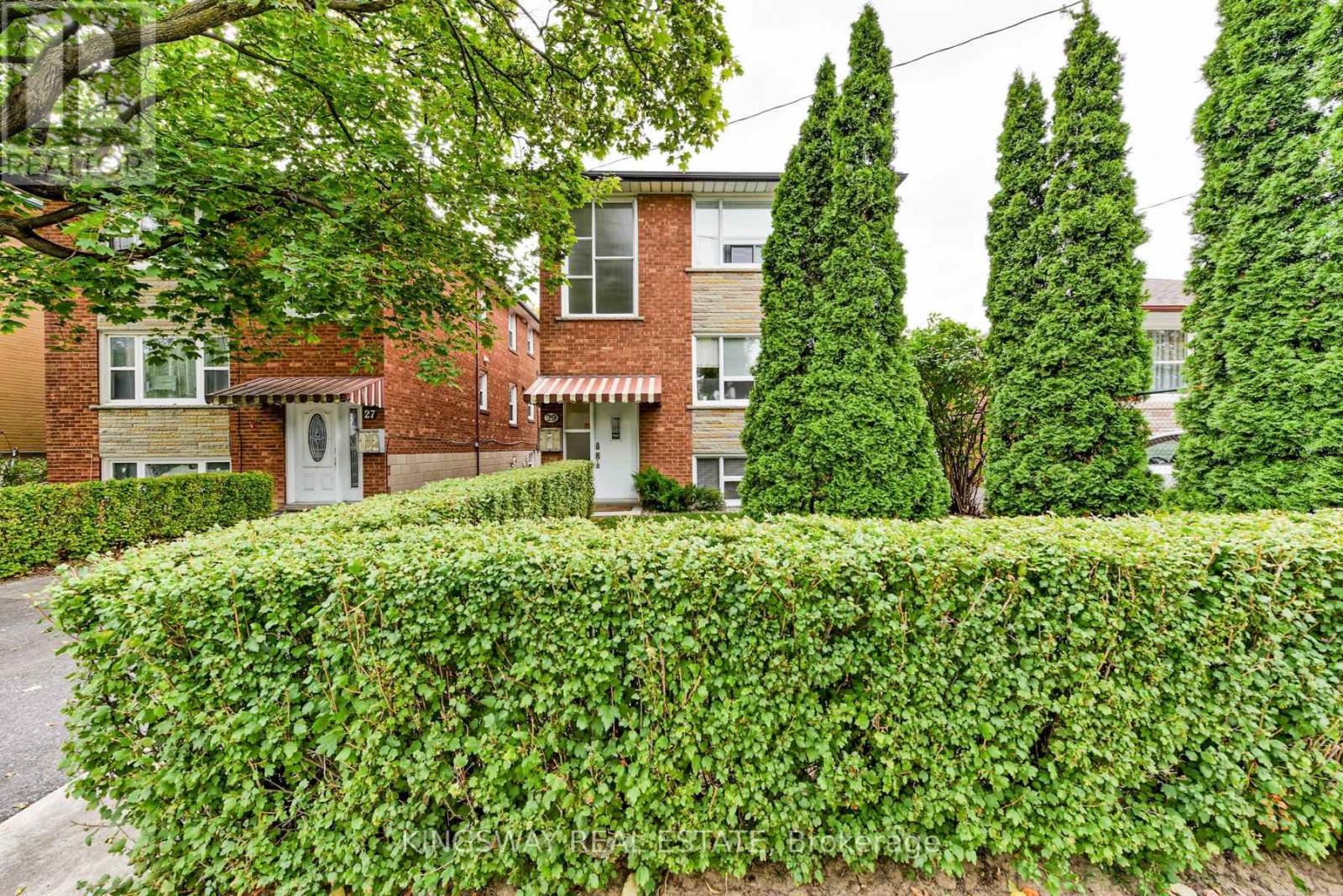 29 Evans Avenue, Toronto, Ontario  M8Z 1H4 - Photo 2 - W12458747