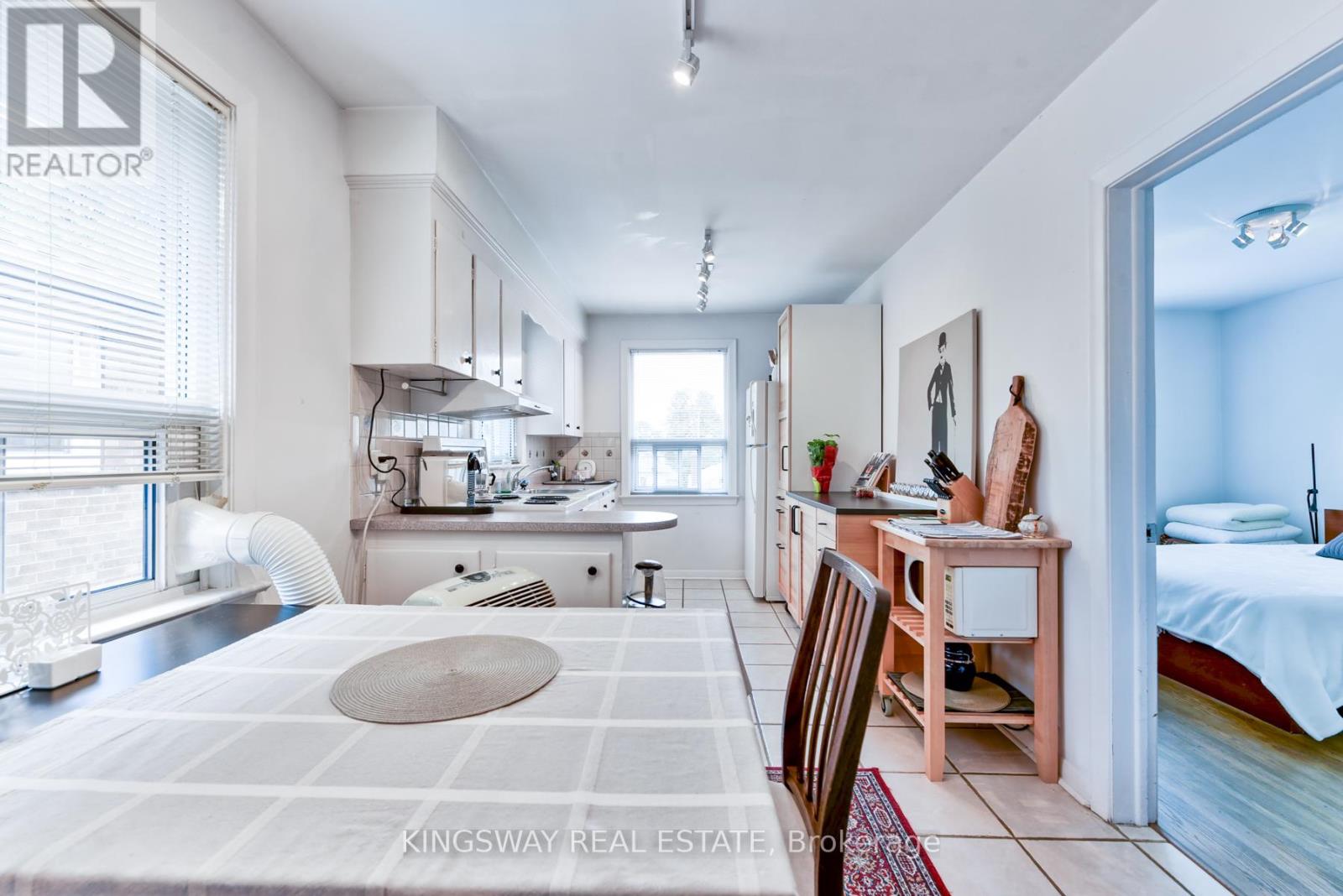 29 Evans Avenue, Toronto, Ontario  M8Z 1H4 - Photo 37 - W12458747