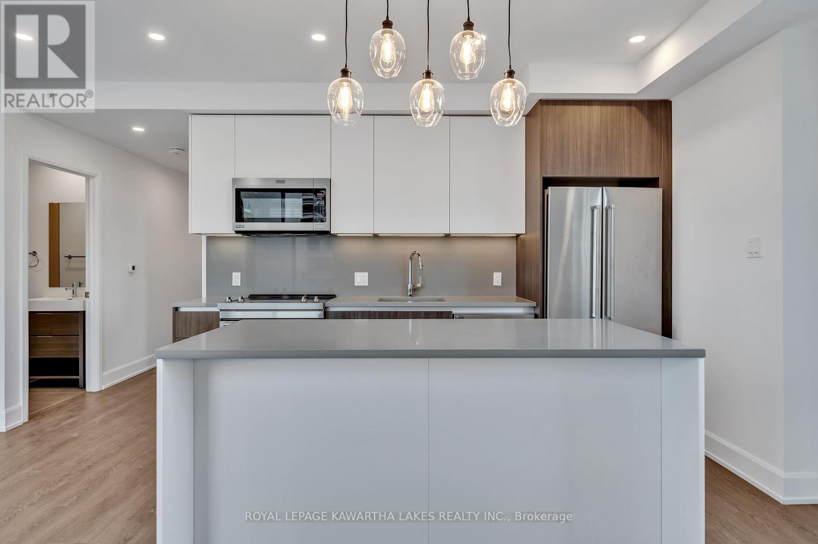 404 - 195 Hunter Street E, Peterborough East, Ontario  K9H 1G9 - Photo 10 - X12458751