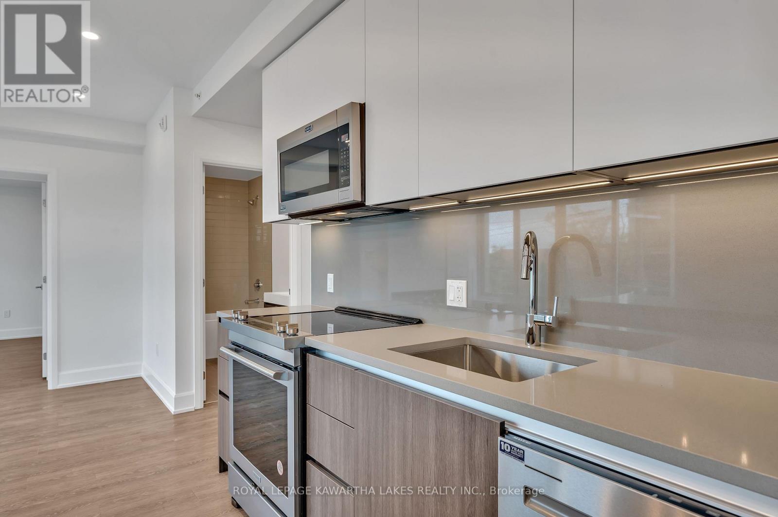 404 - 195 Hunter Street E, Peterborough East, Ontario  K9H 1G9 - Photo 16 - X12458751