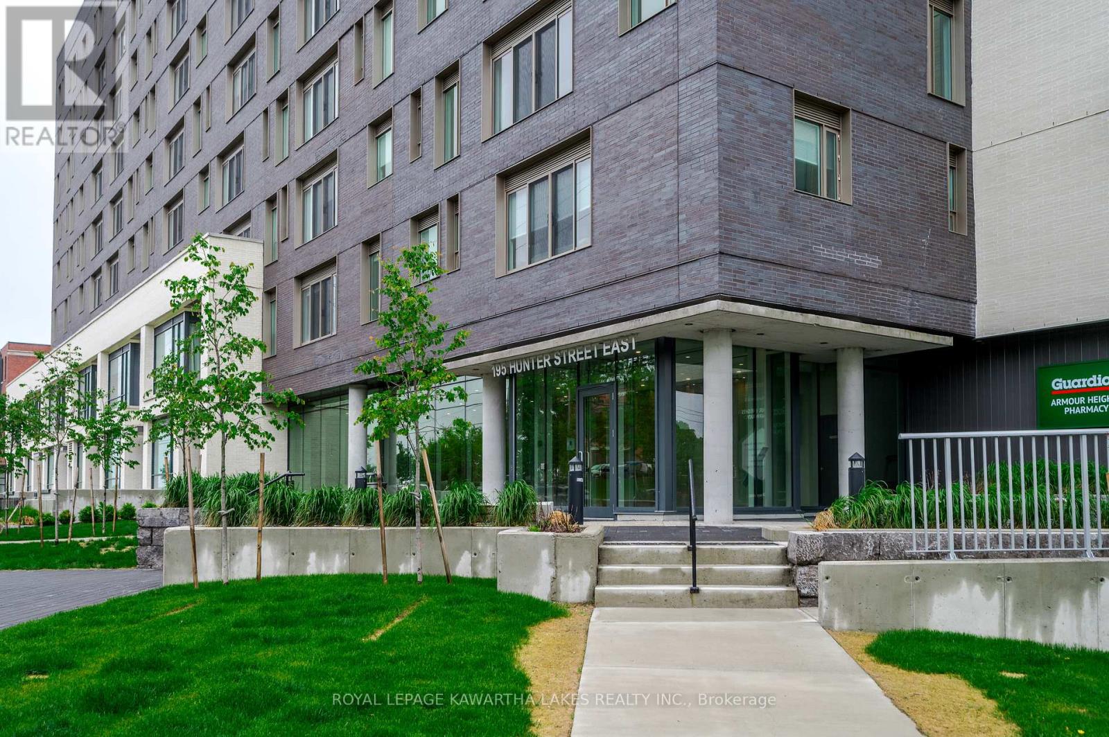 404 - 195 Hunter Street E, Peterborough East, Ontario  K9H 1G9 - Photo 2 - X12458751