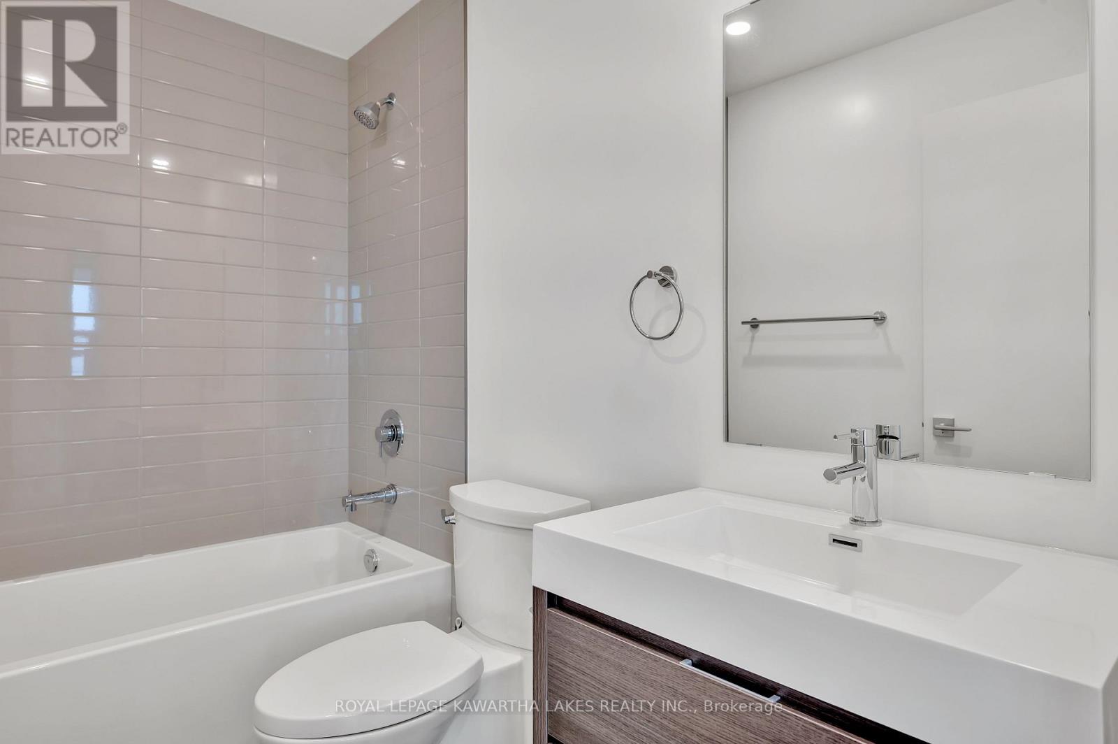 404 - 195 Hunter Street E, Peterborough East, Ontario  K9H 1G9 - Photo 24 - X12458751