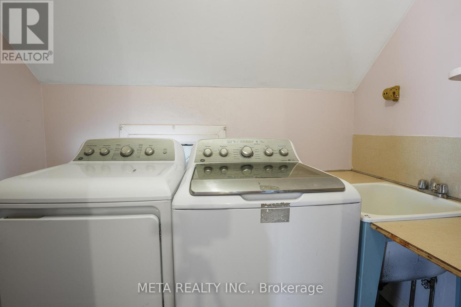 3 Hastings Street, Bancroft, Ontario  K0L 1C0 - Photo 7 - X12458744