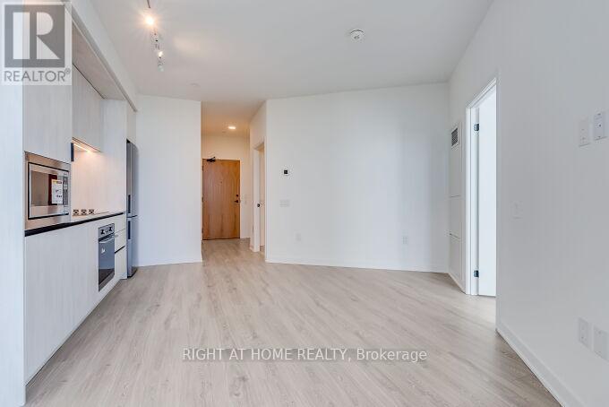 2701 - 2495 Eglinton Avenue W, Mississauga, Ontario  L5M 2V8 - Photo 13 - W12458752