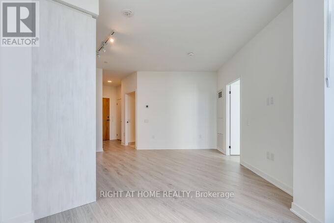 2701 - 2495 Eglinton Avenue W, Mississauga, Ontario  L5M 2V8 - Photo 16 - W12458752