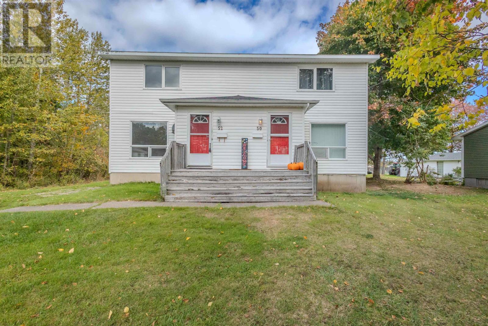 50/52 Myrtle Street, Westmount, Nova Scotia  B1L 1A7 - Photo 2 - 202525675
