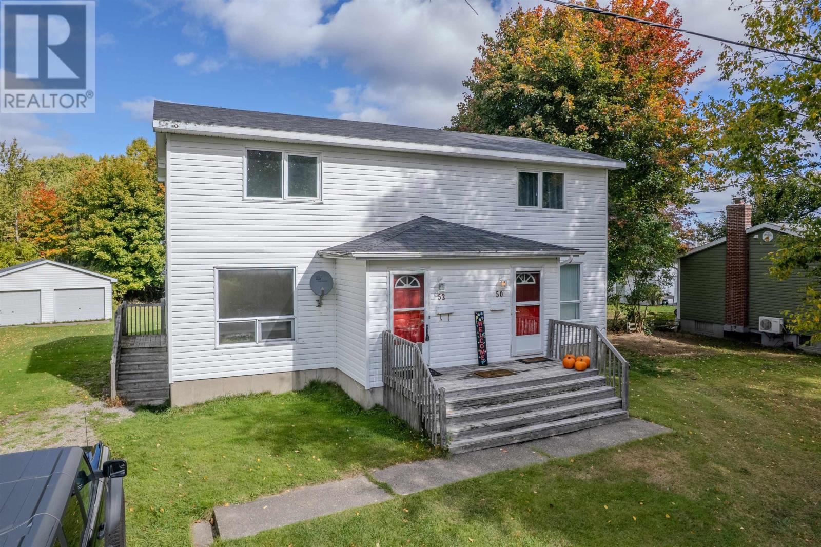 50/52 Myrtle Street, Westmount, Nova Scotia  B1L 1A7 - Photo 4 - 202525675
