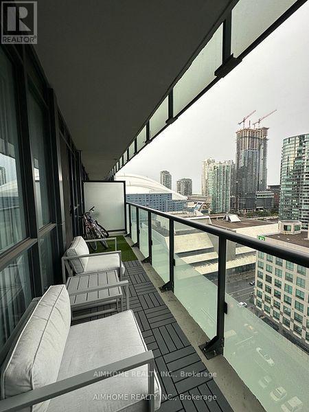 1603 - 300 Front Street W, Toronto, Ontario  M5V 0E9 - Photo 13 - C12458763