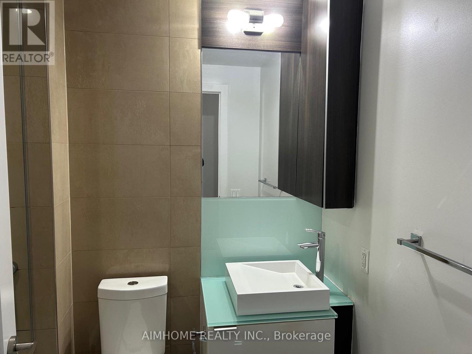 1603 - 300 Front Street W, Toronto, Ontario  M5V 0E9 - Photo 15 - C12458763