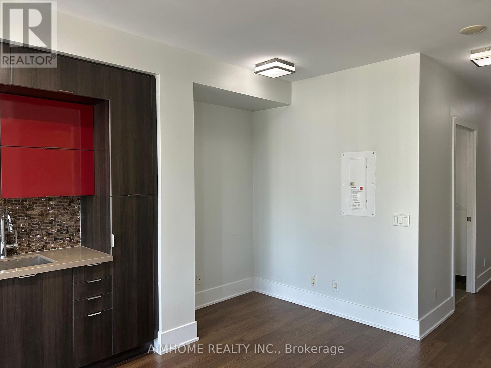 1603 - 300 Front Street W, Toronto, Ontario  M5V 0E9 - Photo 8 - C12458763