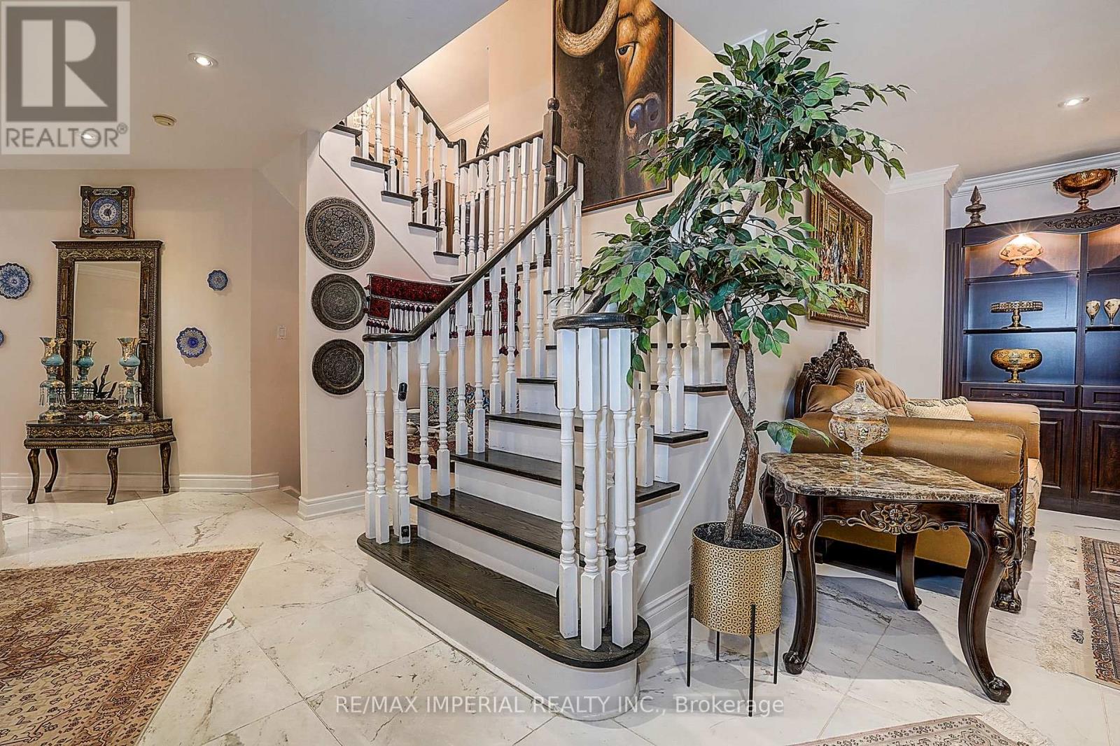 32 Brandon Gate Drive, Vaughan, Ontario  L6A 2L4 - Photo 35 - N12458765