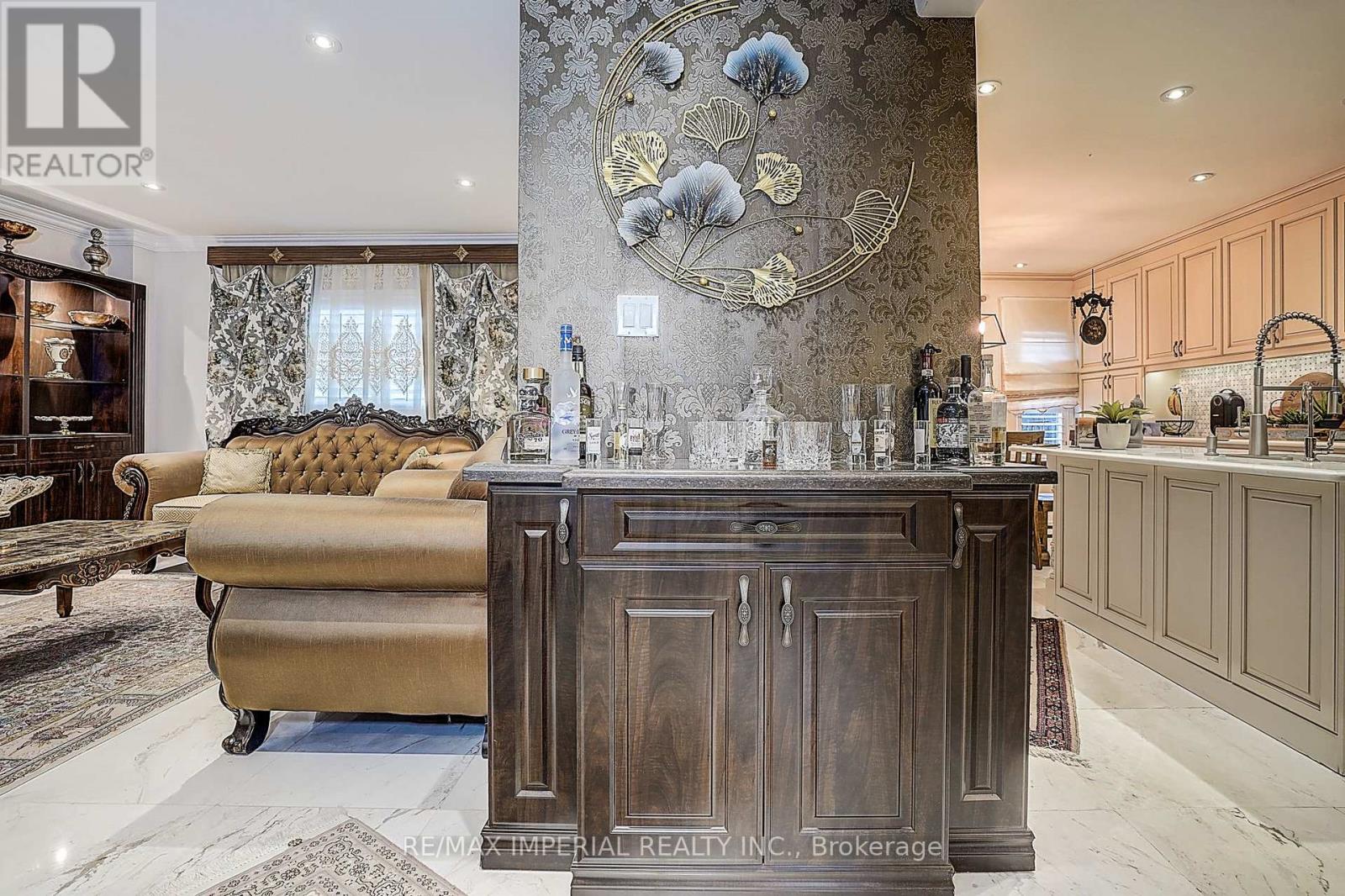 32 Brandon Gate Drive, Vaughan, Ontario  L6A 2L4 - Photo 36 - N12458765