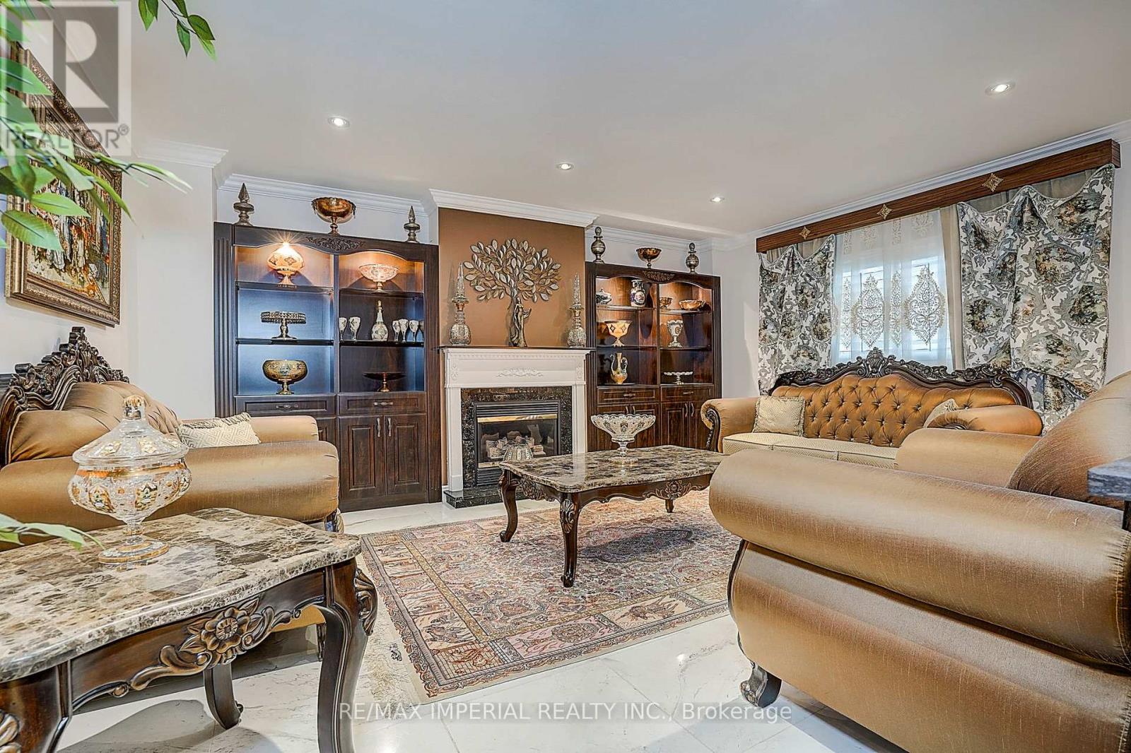 32 Brandon Gate Drive, Vaughan, Ontario  L6A 2L4 - Photo 37 - N12458765