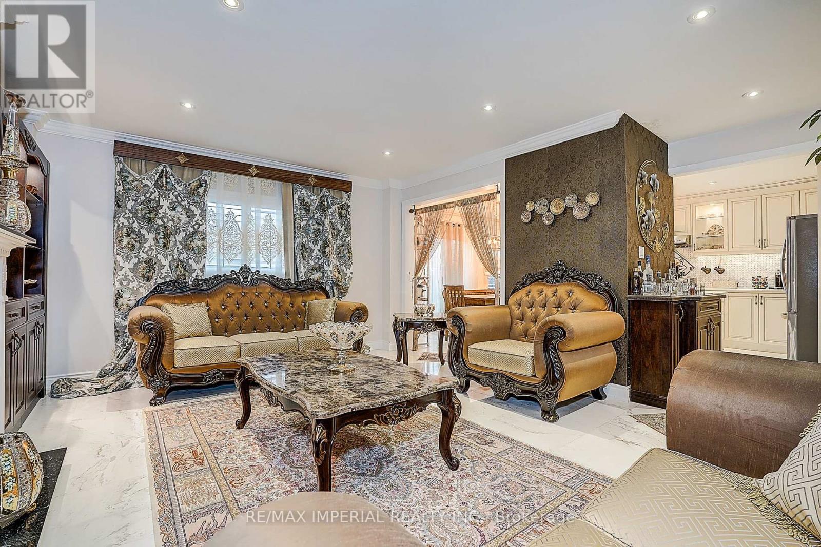 32 Brandon Gate Drive, Vaughan, Ontario  L6A 2L4 - Photo 38 - N12458765