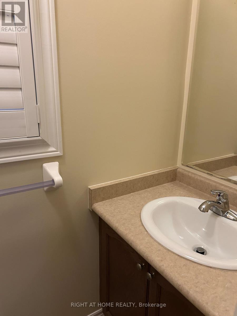 132 Mcknight Avenue, Hamilton, Ontario  L0R 2H7 - Photo 45 - X12458761
