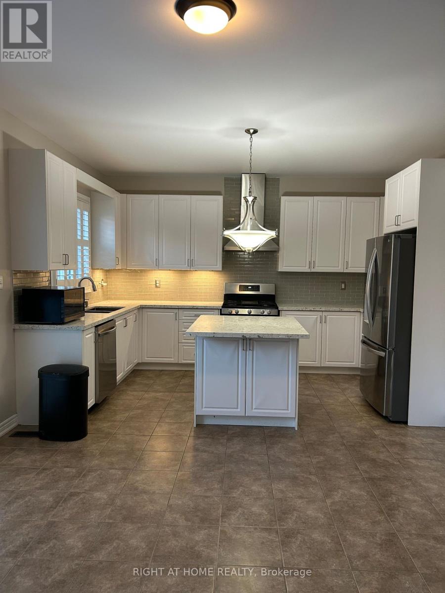 132 Mcknight Avenue, Hamilton, Ontario  L0R 2H7 - Photo 7 - X12458761
