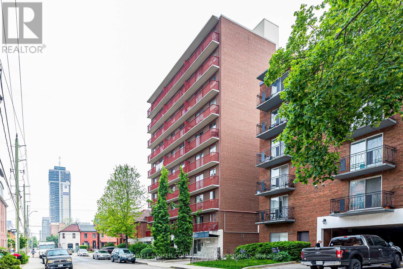 902 - 141 Catharine Street S, Hamilton, Ontario  L8N 2J7 - Photo 2 - X12458762