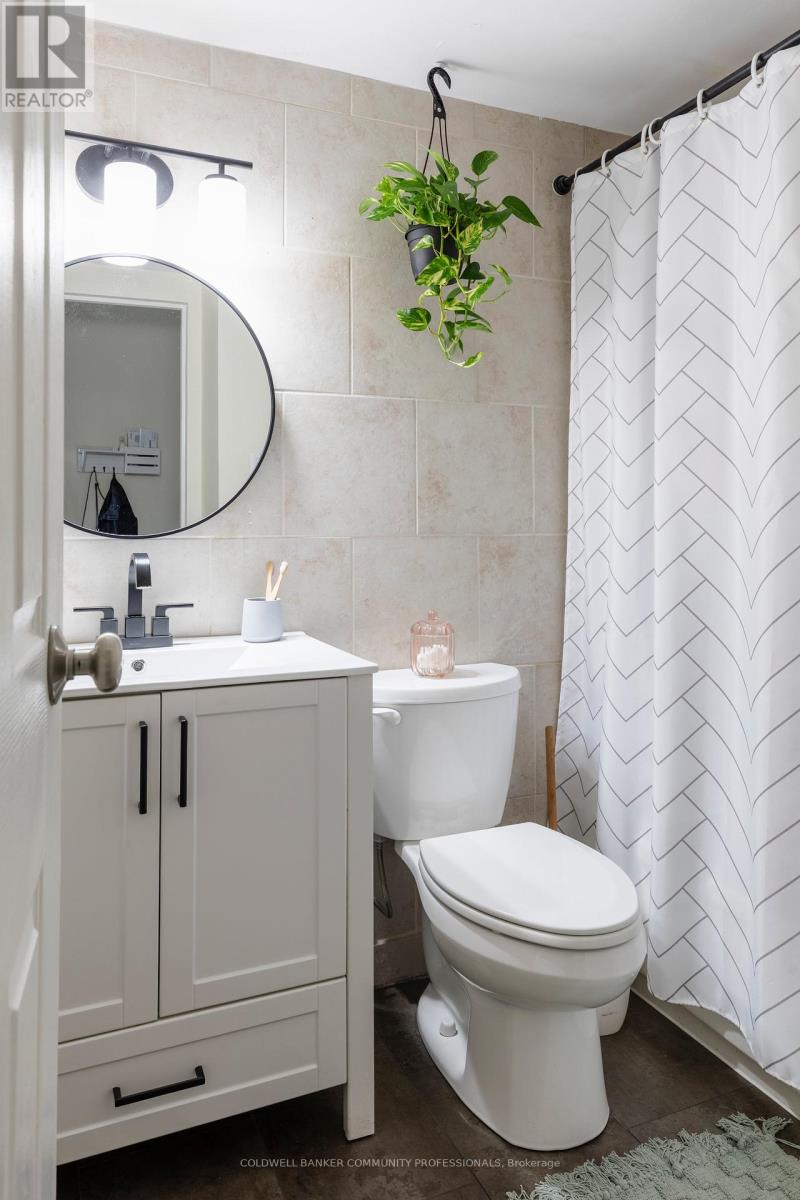 902 - 141 Catharine Street S, Hamilton, Ontario  L8N 2J7 - Photo 8 - X12458762