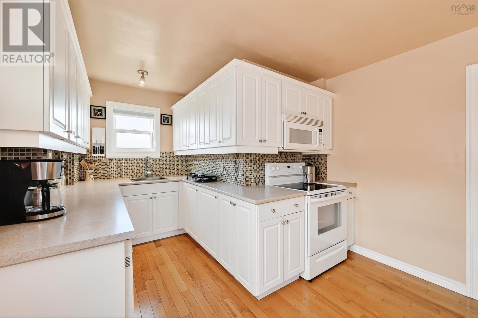 37 Macleod Street, Sydney, Nova Scotia  B1N 1B4 - Photo 21 - 202524580