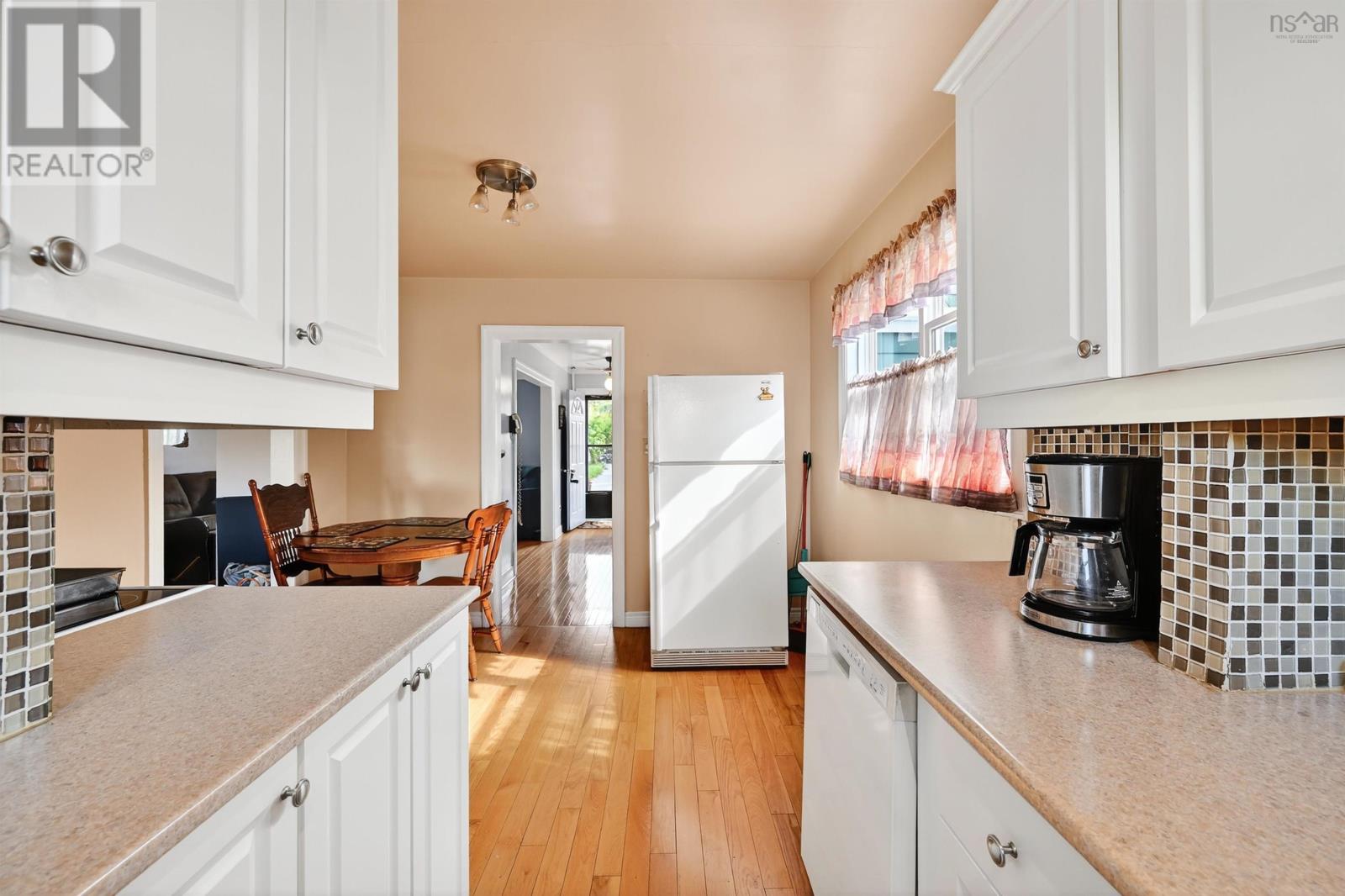 37 Macleod Street, Sydney, Nova Scotia  B1N 1B4 - Photo 23 - 202524580