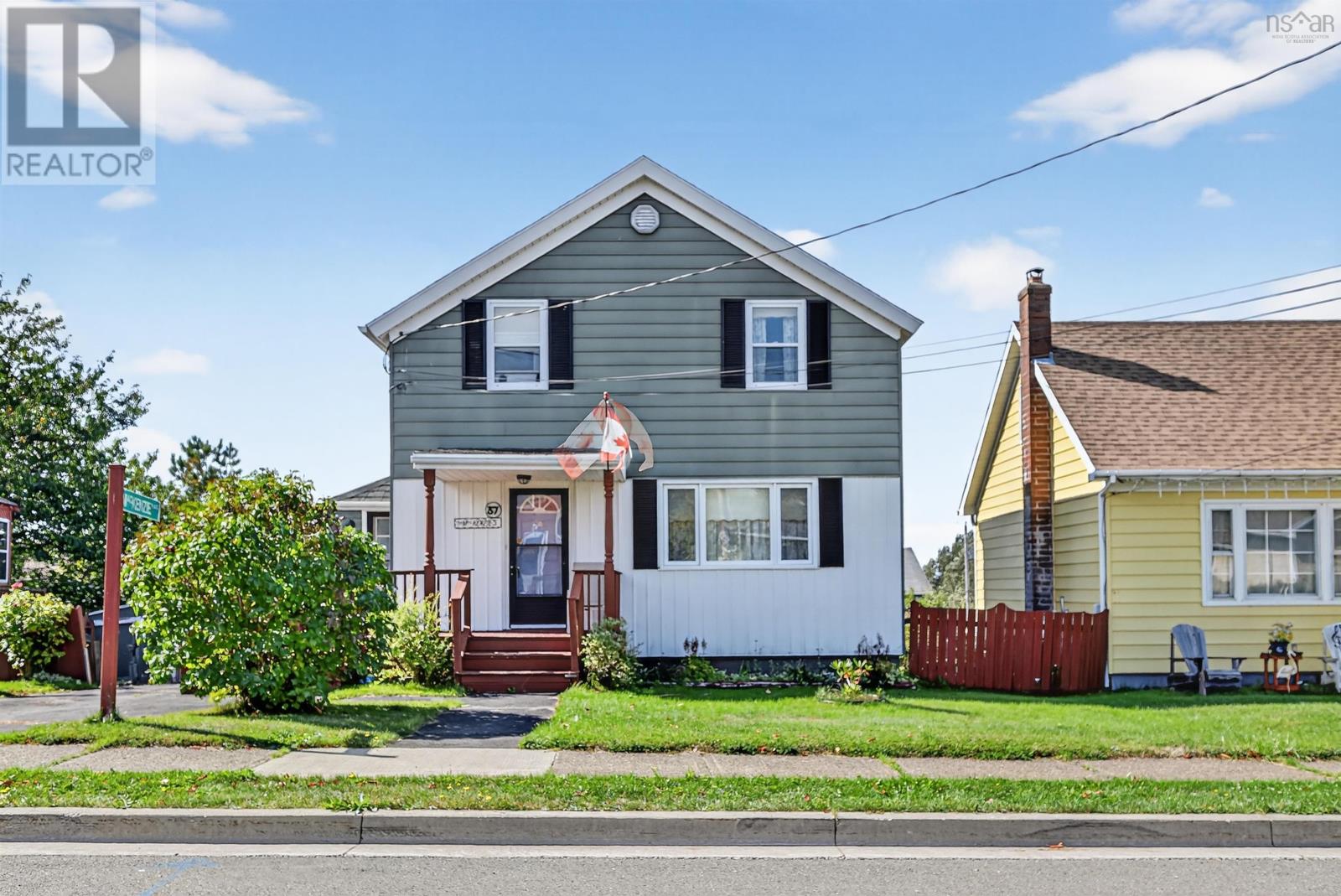 37 Macleod Street, Sydney, Nova Scotia  B1N 1B4 - Photo 3 - 202524580