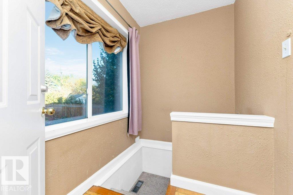 12308 86 St Nw, Edmonton, Alberta  T5B 3L2 - Photo 27 - E4461869