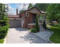 21 PRESTEIGN AVENUE, Toronto, Ontario