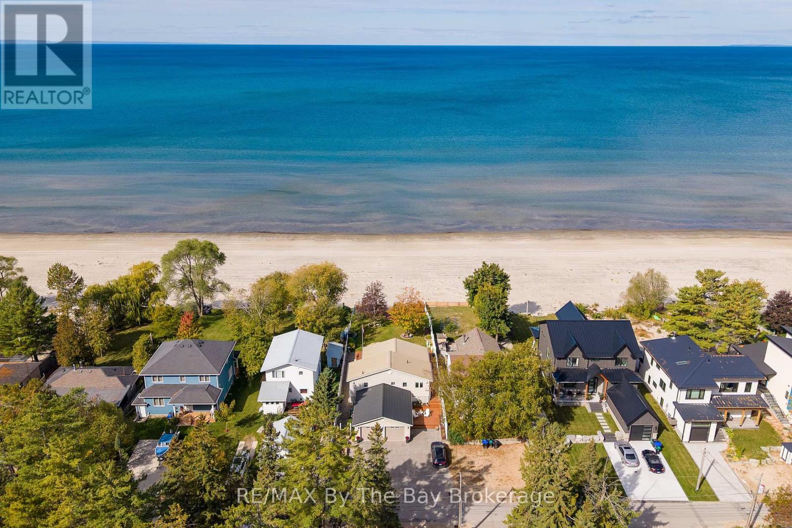 108 Shore Lane, Wasaga Beach, Ontario  L9Z 2J6 - Photo 43 - S12458778