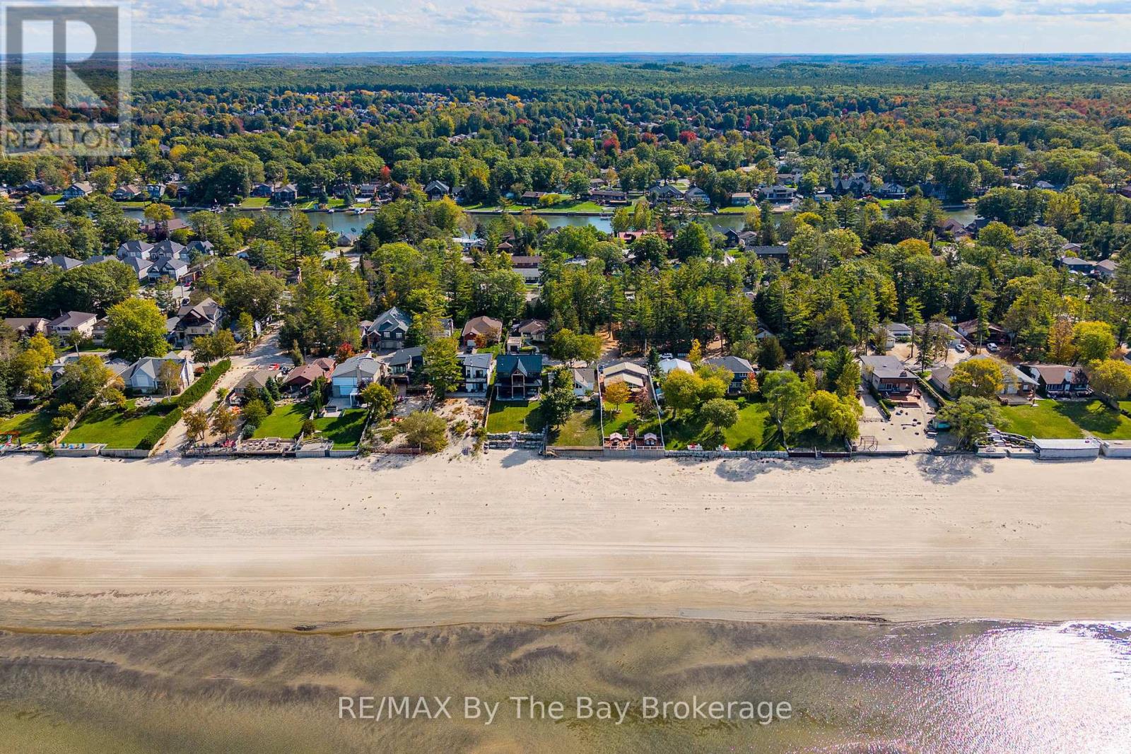 108 Shore Lane, Wasaga Beach, Ontario  L9Z 2J6 - Photo 46 - S12458778