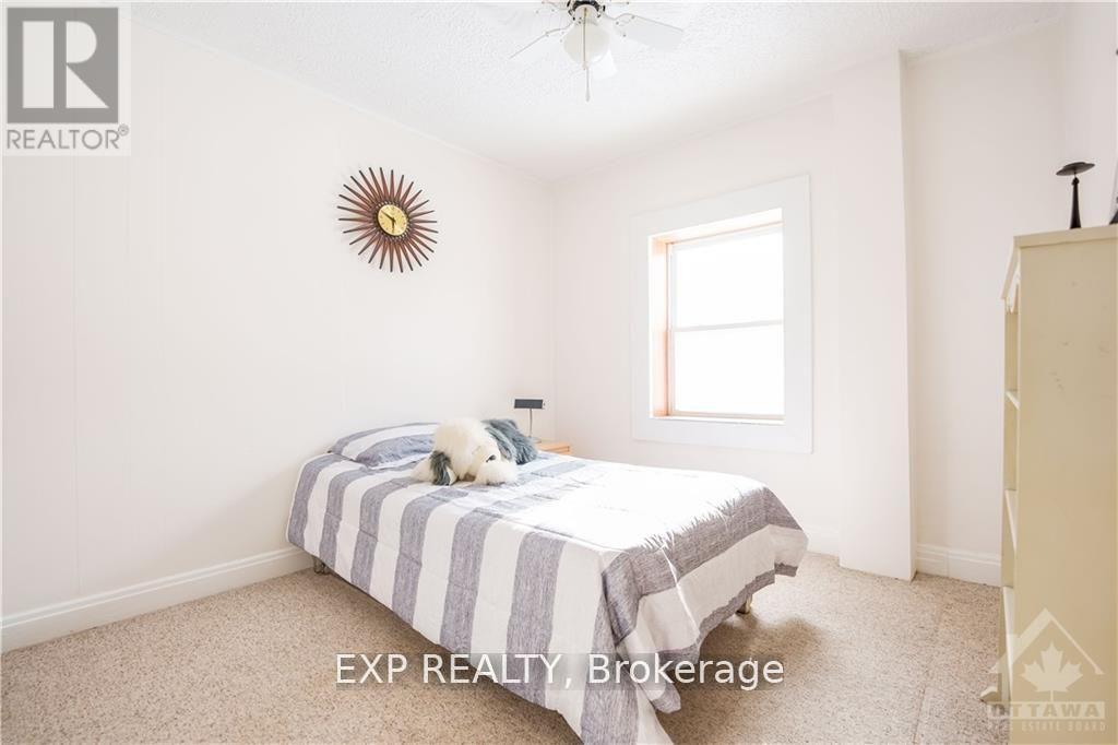 310 Shakespeare Street, Ottawa, Ontario  K1L 5M2 - Photo 12 - X12458773