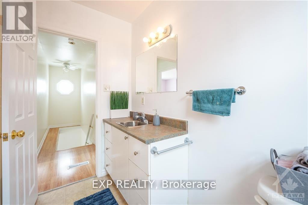 310 Shakespeare Street, Ottawa, Ontario  K1L 5M2 - Photo 20 - X12458773