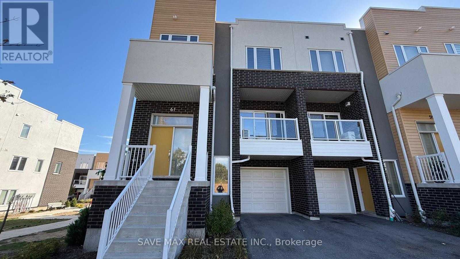 61 PROGRESS CRESCENT, Kitchener, Ontario