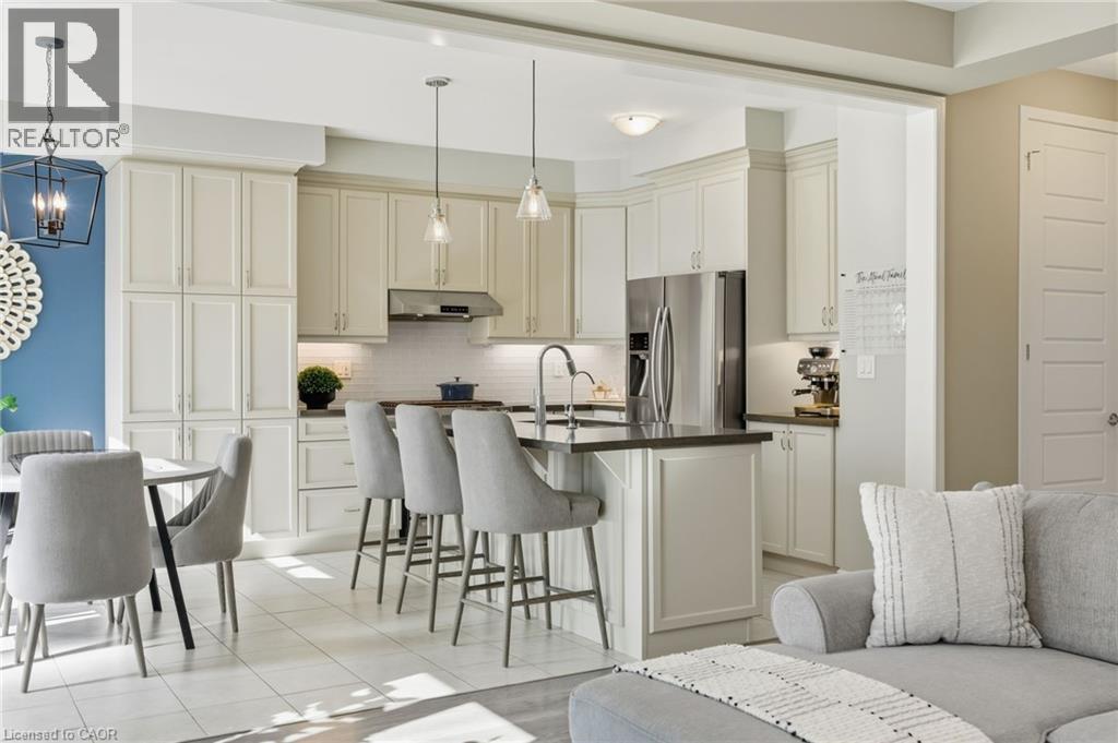 15 Bastia Street, Waterdown, Ontario  L8B 1V3 - Photo 9 - 40778455