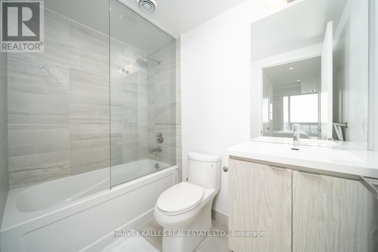 6009 - 55 Cooper Street, Toronto, Ontario  M5E 0G1 - Photo 14 - C12458775