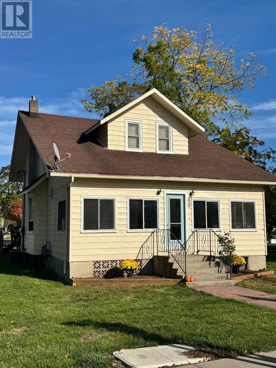 49 CONSECON STREET E, Prince Edward County, Ontario