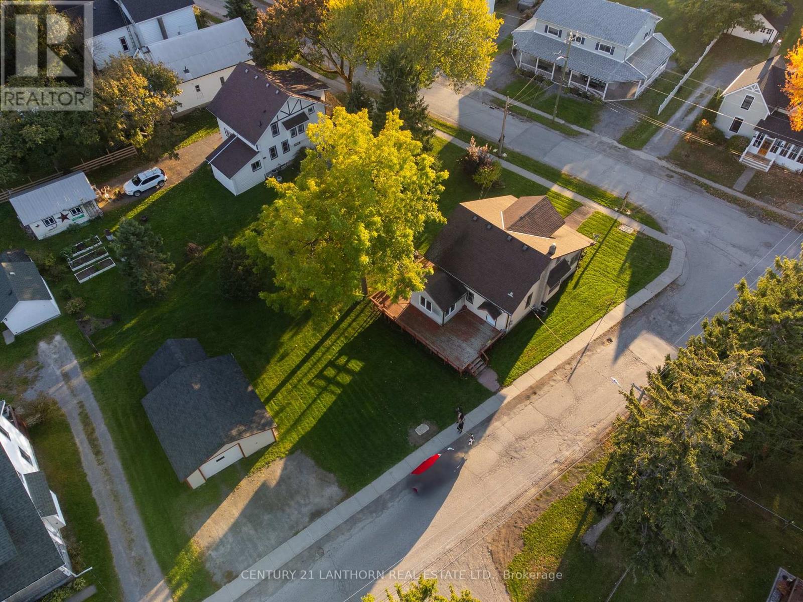 49 Consecon Street E, Prince Edward County, Ontario  K0K 3L0 - Photo 17 - X12445297