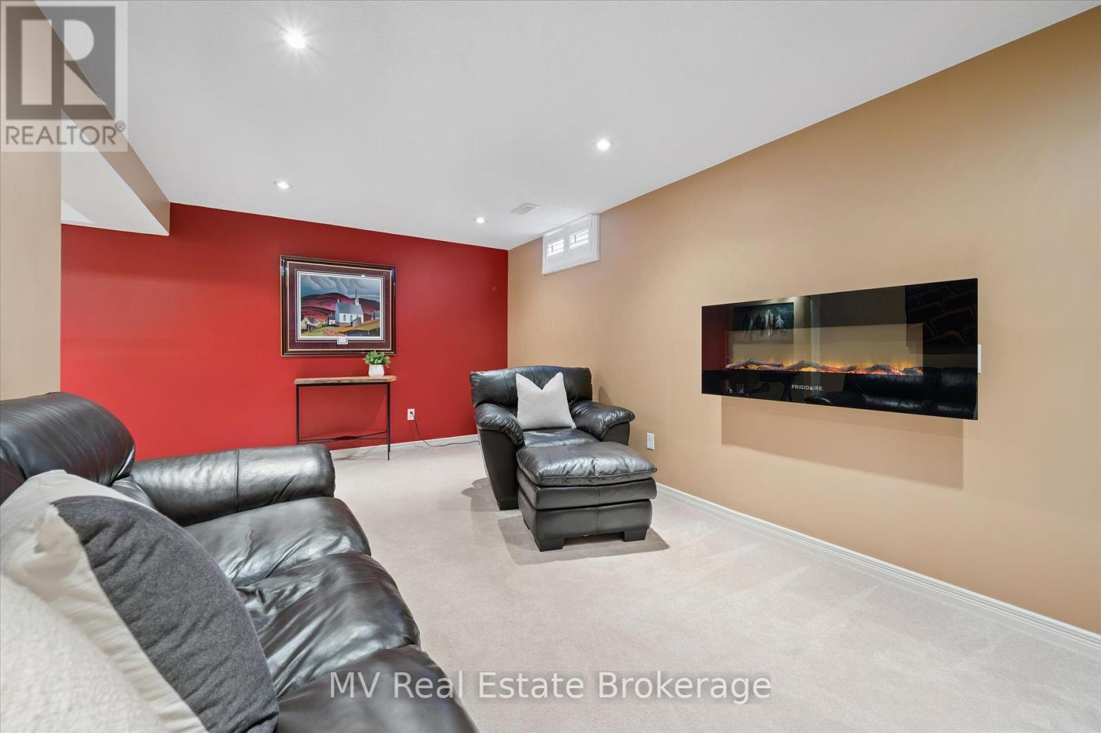 104 Gibbons Drive, Centre Wellington, Ontario  N1M 3V8 - Photo 35 - X12455921