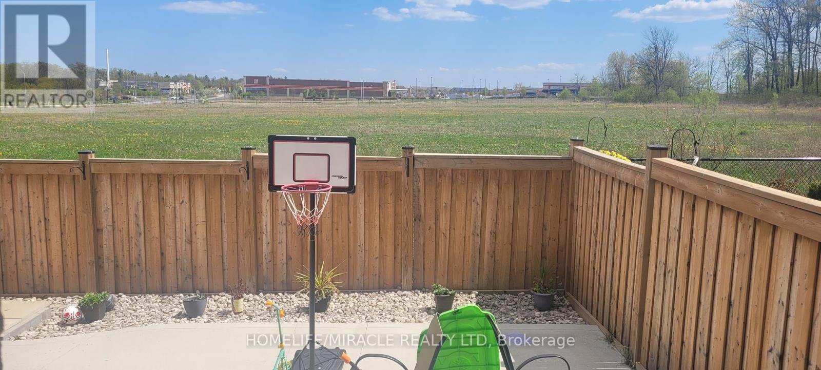 14 Vezna Crescent, Brampton, Ontario  L6X 5K6 - Photo 14 - W12458768
