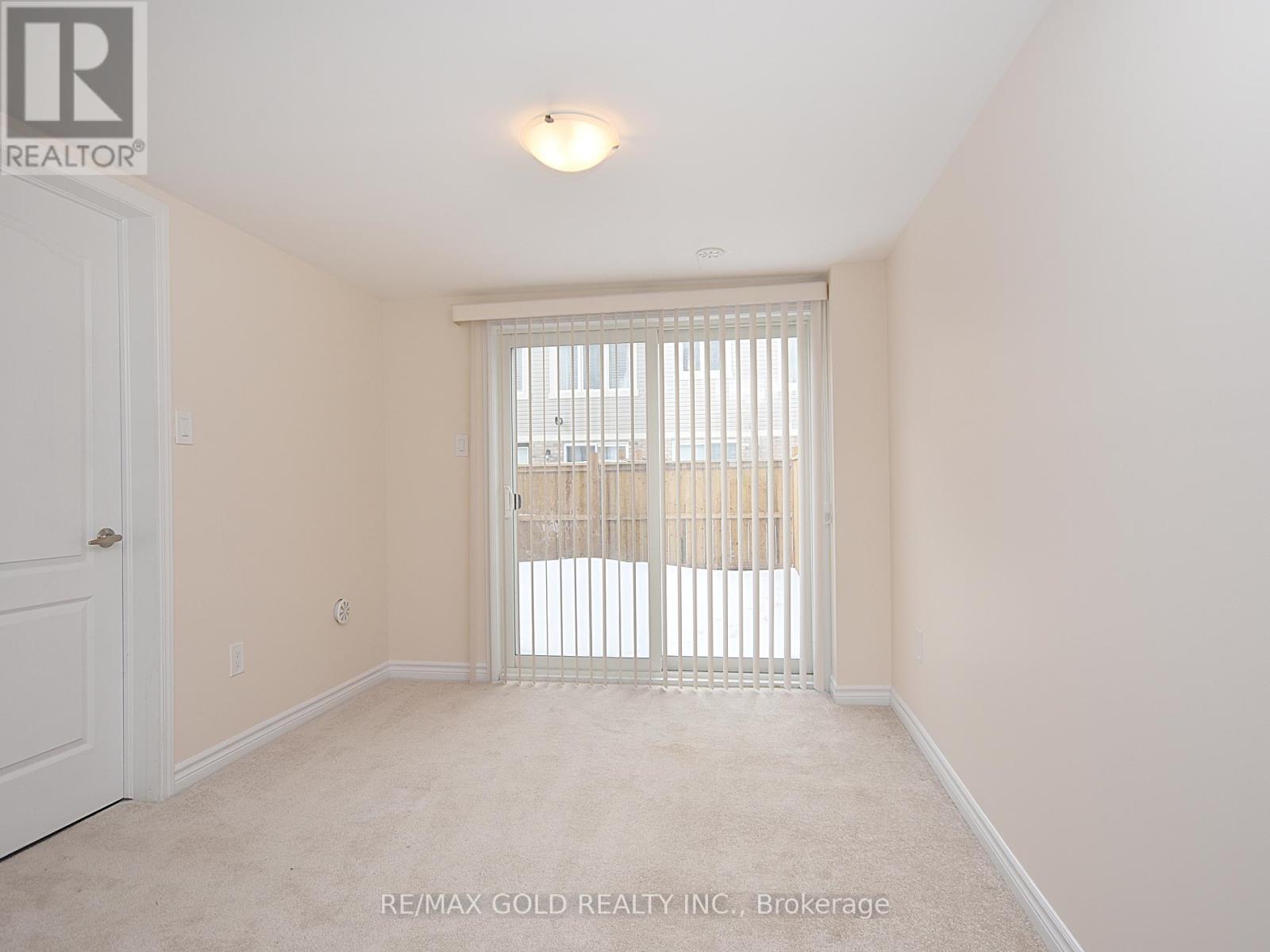 75 Metro Crescent, Brampton, Ontario  L7A 4P2 - Photo 13 - W12458771